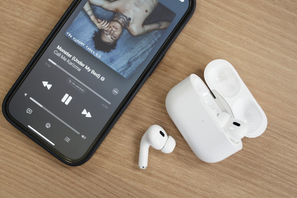 Apple AirPods Pro (2nd Generation) Wireless Ear Buds with USB-C Charging